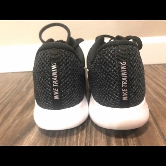Women’s Nike Training Flex TR 8 - Black - Picture 4 of 7